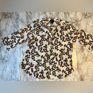 Attention Blouse Womens XL blouse animal/Cheetah Print 1/4 Sleeve